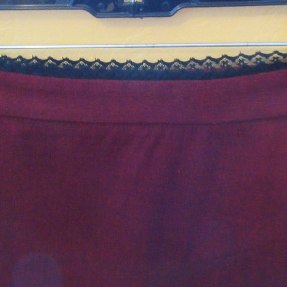 Necessary Objects Deep Red Skirt, size M - Picture 7 of 11